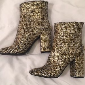 Jessica Simpson Black & Gold Booties